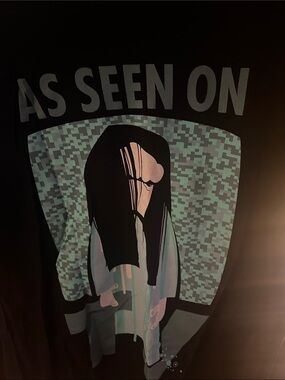 Johnny Cupcakes The Ring Girl in TV Tshirt